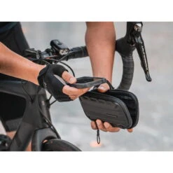 Topeak Support Smartphone Pour Vélo Pakgo M Noir -Magasin De Vélos support smartphone pour velo pakgo m noir 3